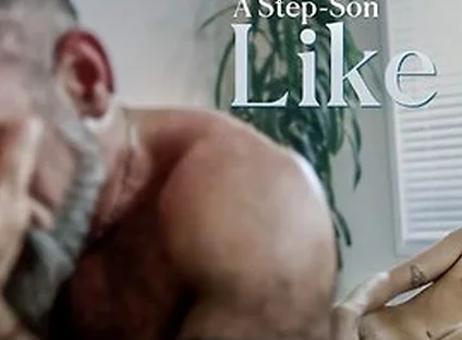Dilf Lawson James Receives Nude Texts From Twink Stepson