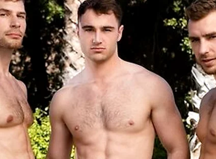 Bubble Butt Bitch Spitroasted By Big Cocked Muscle - Carter Woods, Michael Boston, David Skylar