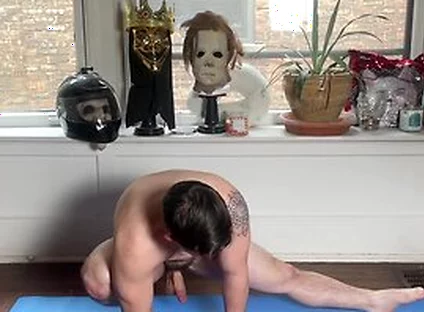 Danny Wilcoxx In Short Muscle Twink Stretches
