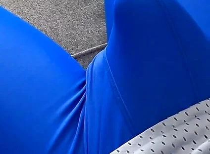 I Get an Erection and Ejaculate When I Feel the Bulge in My Leggings.