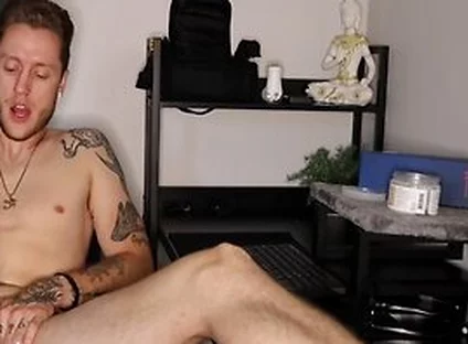 Guys Toes Curl From Suck Toy