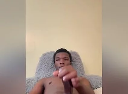Teen 18+ Get Caught Stroking Watch What Happens Next