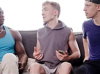 Dude, Were Not Gay! Troy River & Ezrah Mahomes Try To Convince Harrison Feels