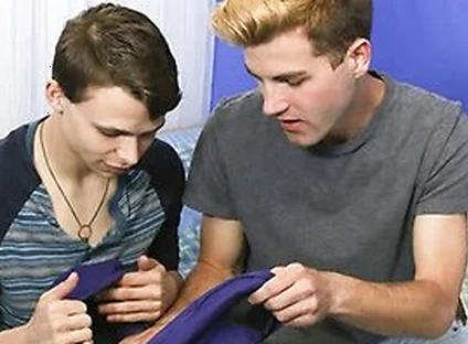 Innocent Boy Austin Xanders Takes His Big Step Bros Giant Throbbing Cock And Hot Jizz