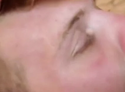 I Need to Be Sucked Now