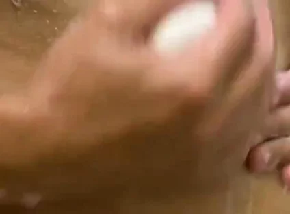 Big Dick Skinny Fucking the Passive in the Bath