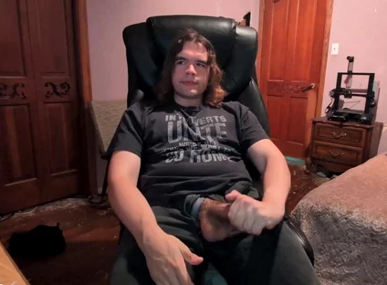 I Got Really Horny While Browsing!