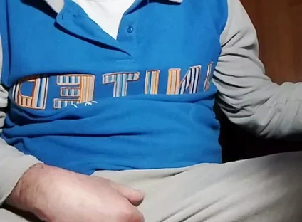 The Absorbed Pleasure of Jerking His Cock with Pure Pleasure!