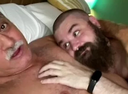 Stepdaddy Chris Barebacking Friends