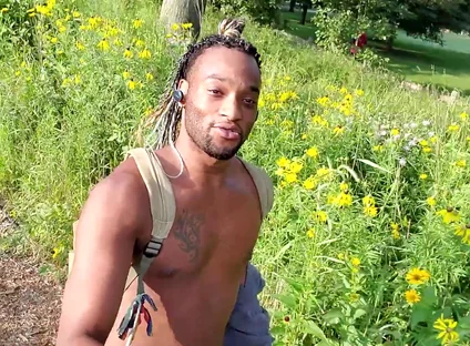 Kenniejai Walks Around Naked Outside and Gets Caught