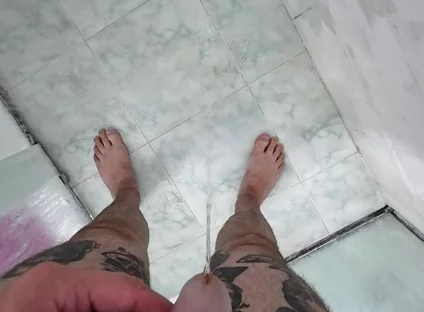 Slow Motion Pee