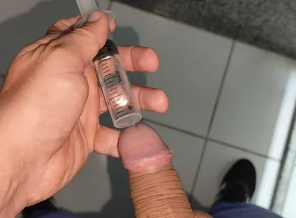 Extreme Application to the Syringe Inside the Glans!!
