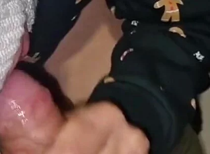 A Stranger Sucks My Dick in a Glory Hole. I Came in to Take a Piss but Got a Blowjob Until I Cum.