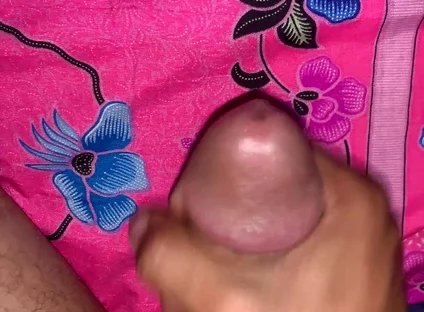 Jerking off at My Girls Place