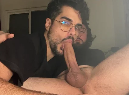 Sucking a Bigdick and Swallow Cum