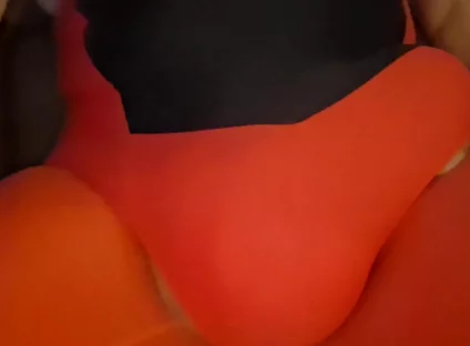 Red Bulging in Spandex