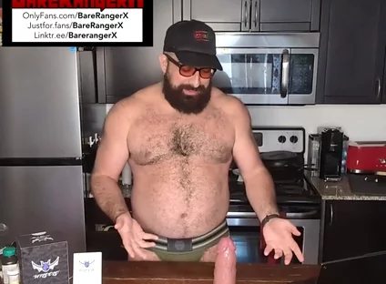 Review of Wildolo's Massive Dildo