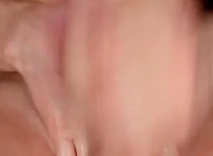 Santiago, a Hot, Muscular Guy, Has a Great Orgasm Thanks to His Huge White Cock