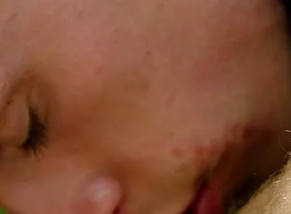 Bonus: Davey Receives 1,000 Kisses