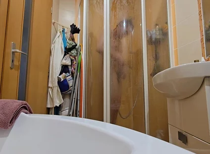 My Friend Let Me Take a Shower at Her Bathroom. She Has No Idea That I'm Filming Myself Doing It.
