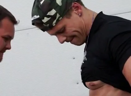 Chubby Dude Gets Challenged for Arm Wrestling