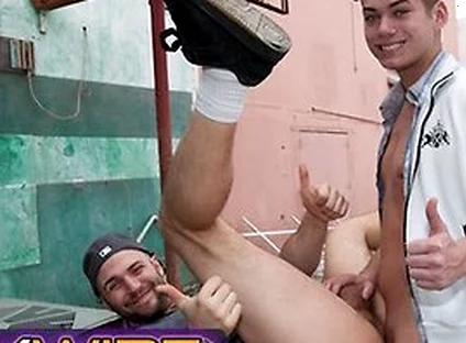 Corey Rezzon Teaches Cutie Seth Michaels A Naughty Lesson On Blowjobs Outside Campus