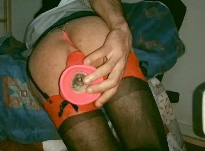 My Pretty Ass Begin with Anal Plug to See Insinde