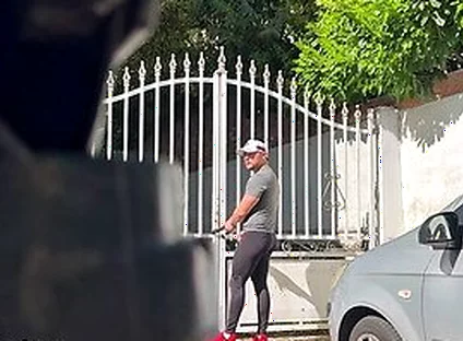 Andrew Wallker Spied By A Perv During Fitness Jerk And Intense Cumshot