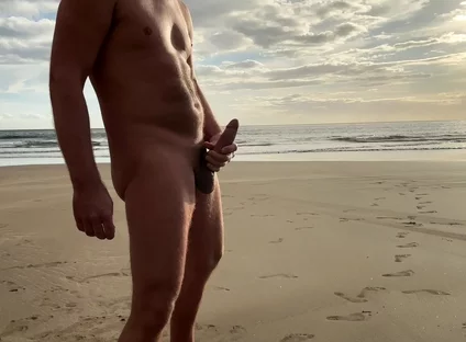 Tim Blesh Cumshot Outdoor on the Beach