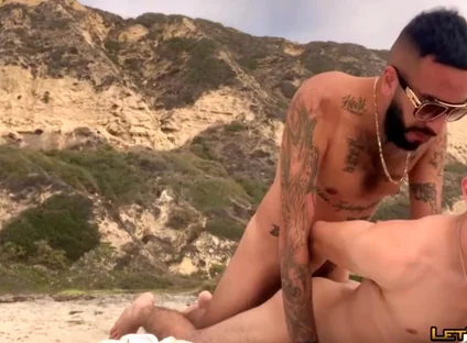 Hammering Teen 18+ In Public Beach