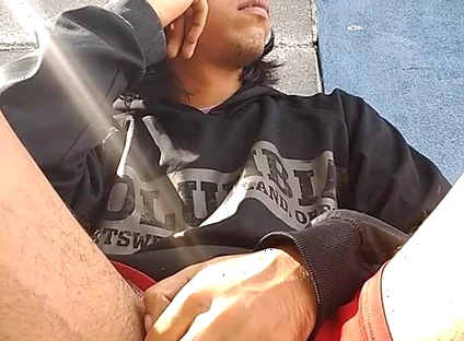 Tremendous Cock of This Big-headed Guy