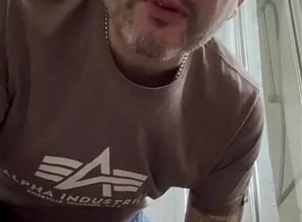 25 Mins of Multiple Piss Videos From Uncut Daddy