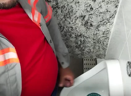 I Sucked My Colleague in the Bathroom of the Firm