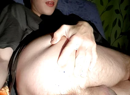 My hemorrhoidal prolapse loves to gape