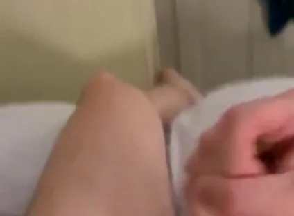Short Wank and Cum Video Before Bed