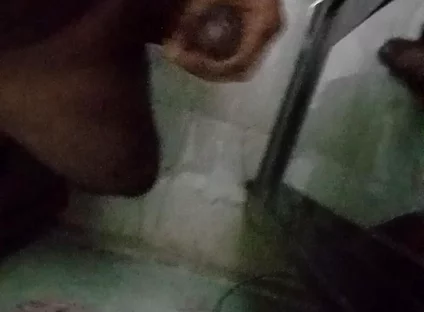 Desi Muscular Boy Oiled His Dick and Masturbates Infront of the Mirror When Nobody in the House