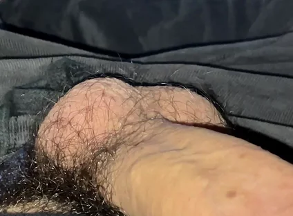 Gooning in Bed