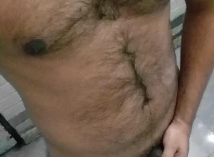 Seeing Friend's Wife's Pussy, I Masturbated in the Bathroom