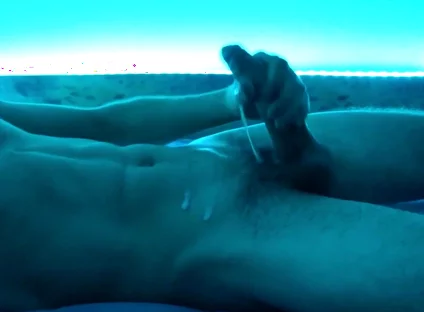 Bigdickdouggg Jerking off and Had a Shakeing Orgasm in Homealone
