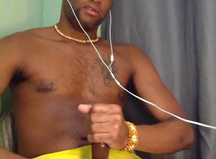 Kennie Jai Jerks off on Webcam in Sexy Shorts
