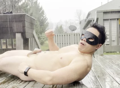 Rain-soaked Muscle Jerk Explosive Outdoor Cum Under the Storm