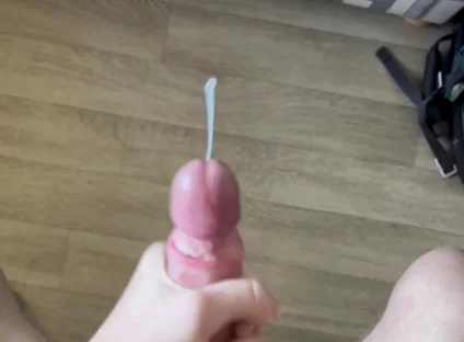 Horny Twink Needs To Release!