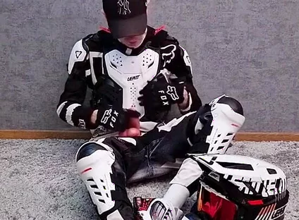 Jerking and Cumming on Nike Tn