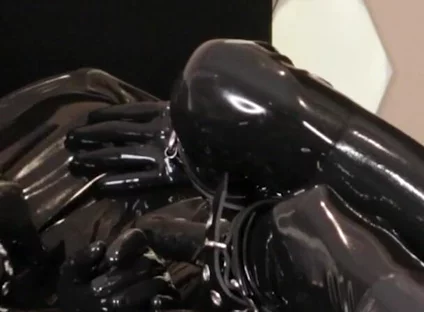 Rubber Target [target 1 - Anal Play]