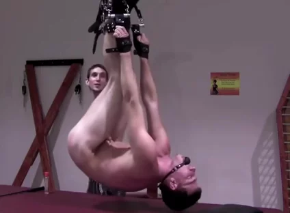 Muscle Bound - Chapter 4