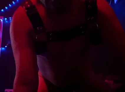 Man Very Hoy Gay