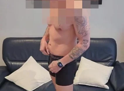 Bisexual Athletic Daddy Get's His Big Cock Sucked and Cums in My Mouth After Beeing Convinced to a Casting