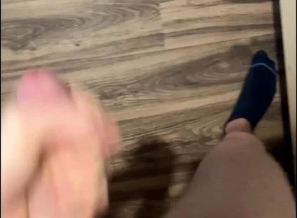 Horny 18yo Twink Jerks off & Moans Loud - Huge Cum Explosion!