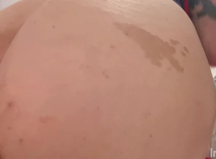 Every Time His Girlfriend Leaves the House He Puts Her Dildos in His Ass