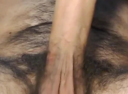 Gay with 20 Centimeter Penis, Gets a Lot of Milk